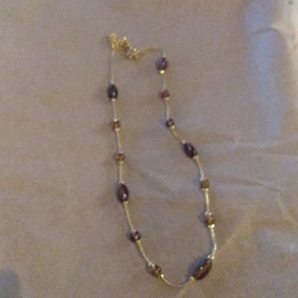 16 Vintage Gold And Brown Necklace 17$